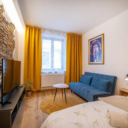 Jimi Hendrix Apartment *